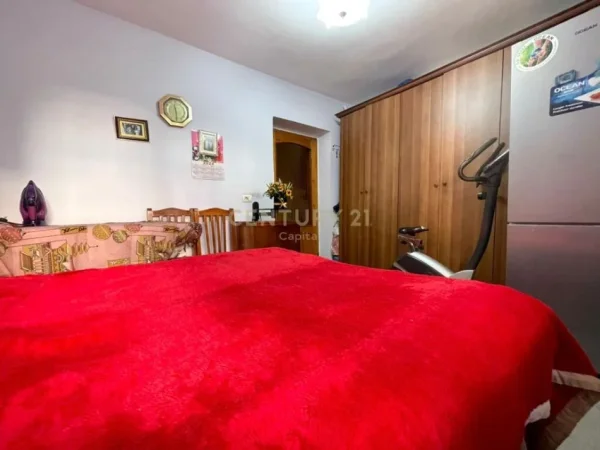 Tirane, jepet me qera apartament 3+1, Kati 2, 94 m² 1,200 € (Myslym Shyri, Myslym Shyri)