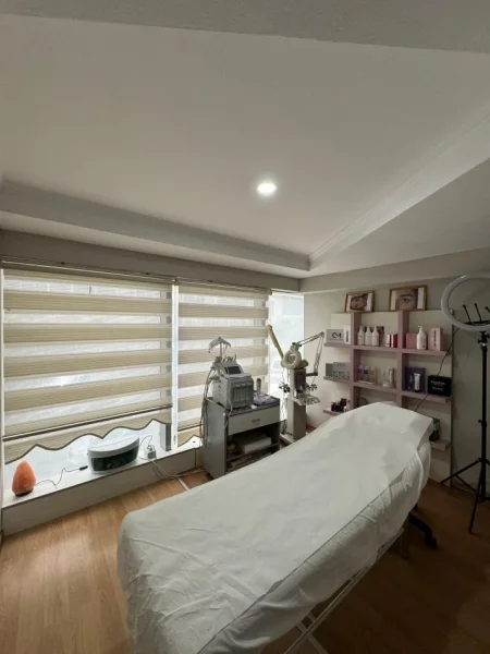 Tirane, shitet ambjent biznesi , 70 m² 220,000 € (Teodor Keko)