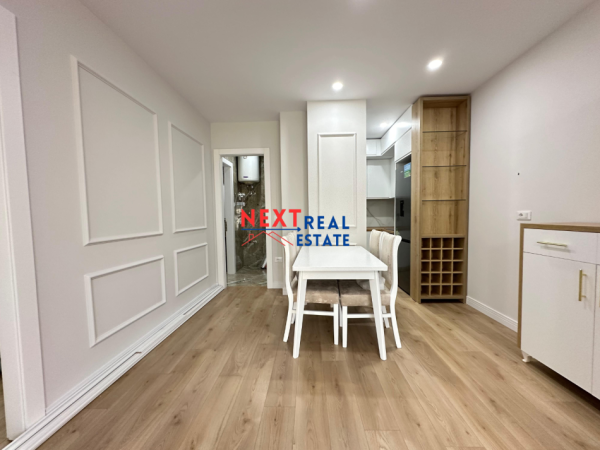 Vlore, shitet apartament 2+1+Ballkon, , 76 m² 190,000 € (Uje i Ftohte)