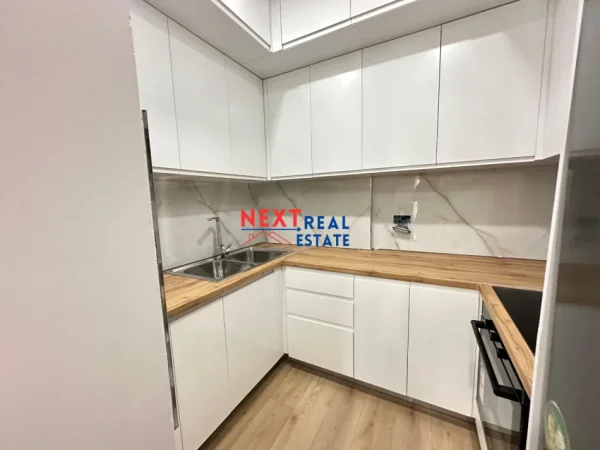 REZERVO PRONEN VETEM ME 500€! Vlore, shitet apartament 2+1+Ballkon, , 76 m² 190,000 € (Uje i Ftohte)