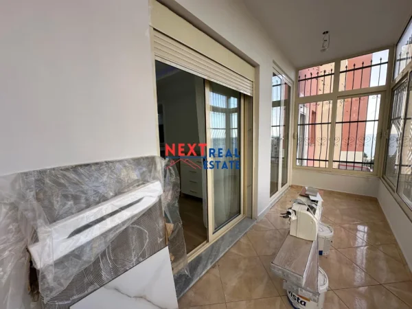 REZERVO PRONEN VETEM ME 500€! Vlore, shitet apartament 2+1+Ballkon, , 76 m² 190,000 € (Uje i Ftohte)
