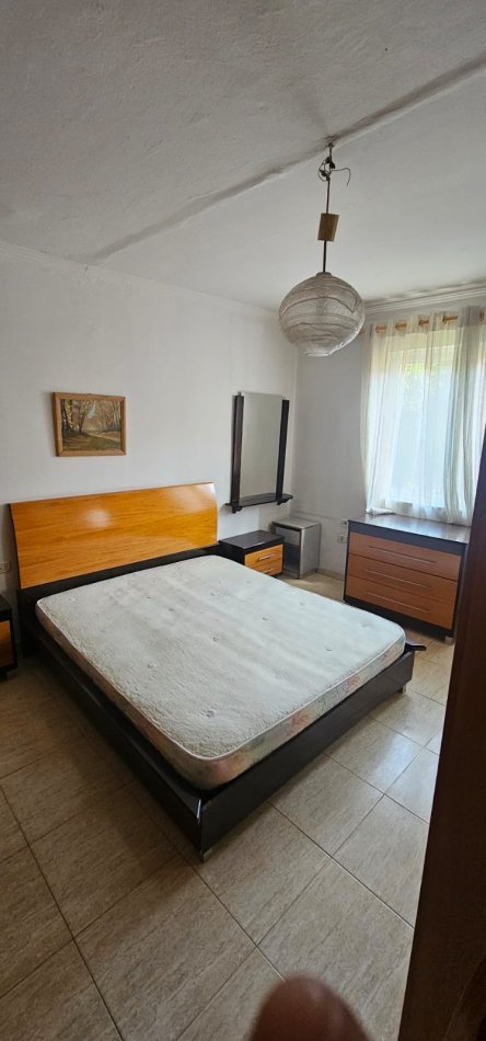 Tirane, jepet me qera apartament 1+1, Kati 3, 65 m² 300 € (Pediatria)