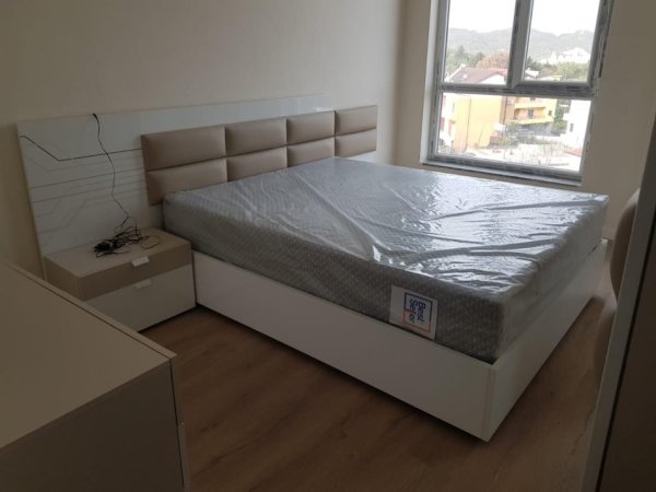 Tirane, jepet me qera 1+1, Kati 1, 60 m² 450 € (Sauk Teg)