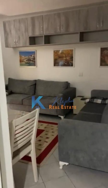 Tirane, jap me qera apartament , Kati 4, 40 m² (Brryli)