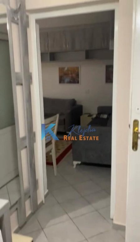 Tirane, jap me qera apartament , Kati 4, 40 m² (Brryli)