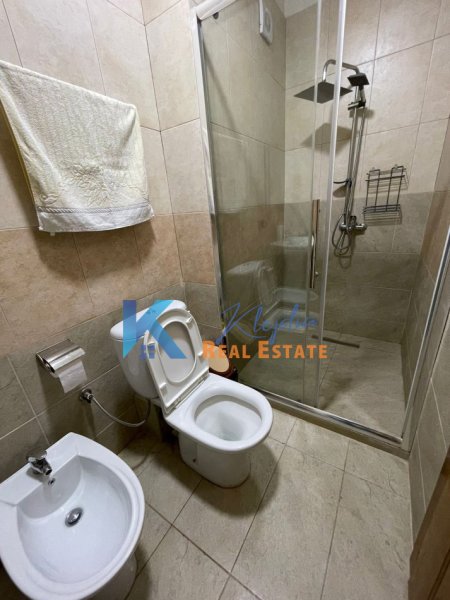 Tirane, jap me qera apartament 2+1+Ballkon, Kati 7, 85 m² 750 € (Sheshi Wilson)