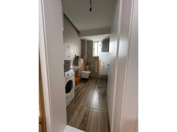 Tirane, jepet me qera apartament 3+1+Aneks, Kati 3, 80 m² 600 €