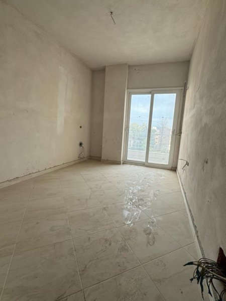 Tirane, shitet apartament 2+1, , 124 m² 117,000 € (Fresku)