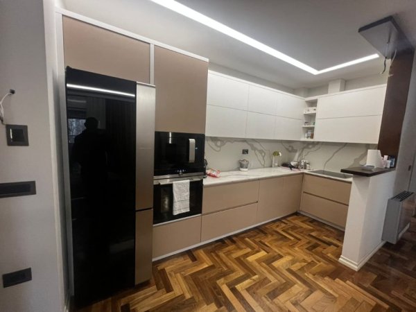 Durres, shitet apartament 2+1, Kati 6, 101 m² 148,000 € (Vila e Zogut, Durres)