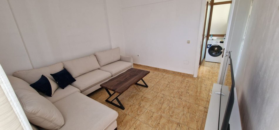 Tirane, jepet me qera apartament 1+1, Kati 4, 80 m² 450 € (Don Bosko)