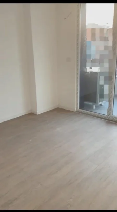 Tirane, jepet me qera apartament 2+1, Kati 6, 13 m² 700 € (astir)