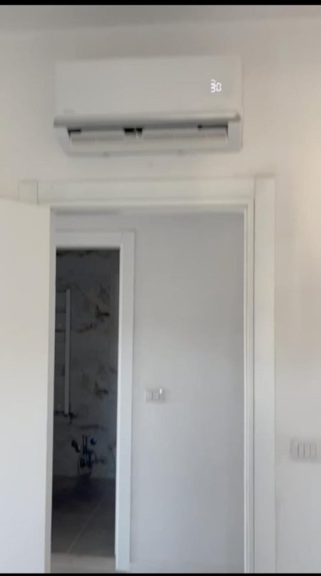 Tirane, jepet me qera apartament 2+1, Kati 6, 13 m² 700 € (astir)