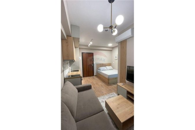 Tirane, jepet me qera garsonier , , 22 m² 450 € (Rruga Medar Shtylla - Komuna e Parisit)