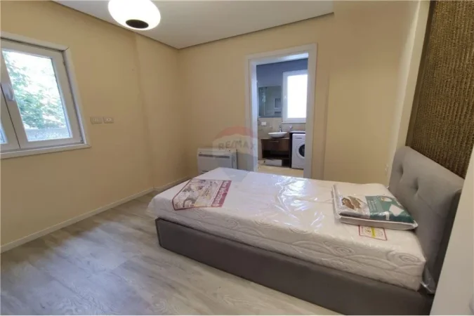 Tirane, jepet me qera apartament 2+1, , 80 m² 650 € (Rruga Fortuzi - Bulevardi Zogu I)
