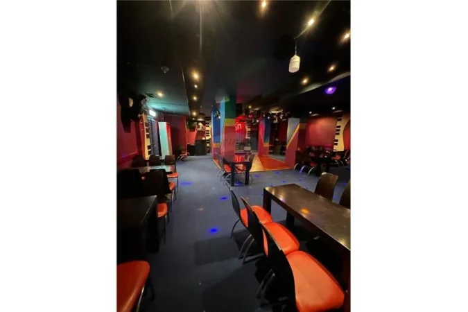 Tirane, shitet lokal , , 152 m² 200,000 € (Rruga e Dibrës - Farmacia 10)