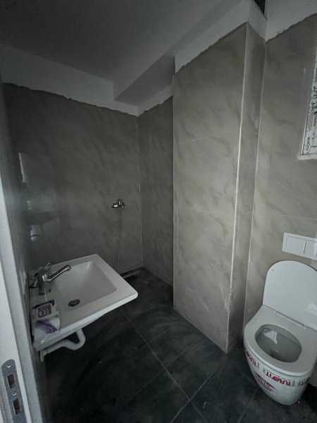 Tirane, jepet me qera apartament 1+1+Aneks+Ballkon, Kati 5, 70 m² (Don Bosko perballe me Gjykaten)