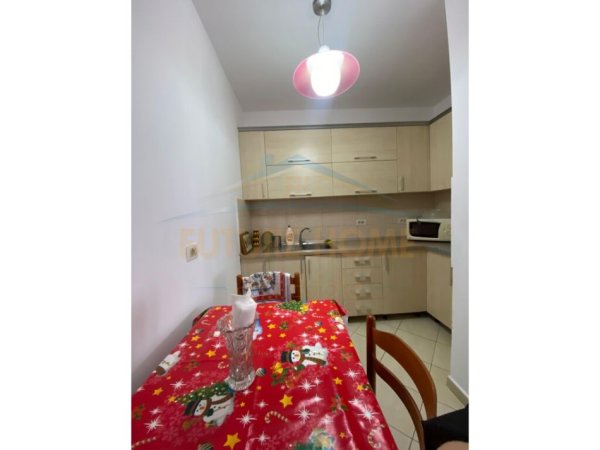 Tirane, jepet me qera apartament 1+1, Kati 6, 54 m² 400 € (Tregu Elektrik)