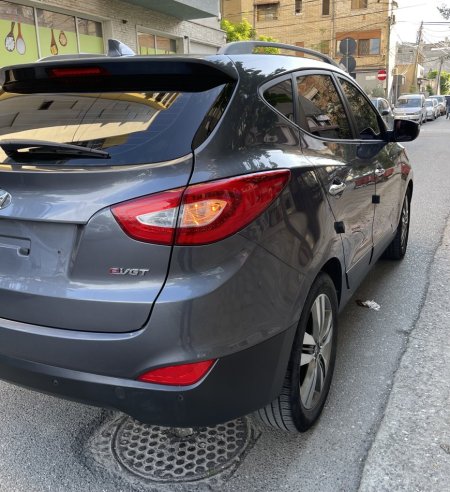 Tirane, shitet SUV | Fuoristrad | Xhip Hyundai Tucson IX 2WD Full Premium Viti 2014 , Nafte, gri e erret, automatik, Klima, 175000 km, 11,900 €