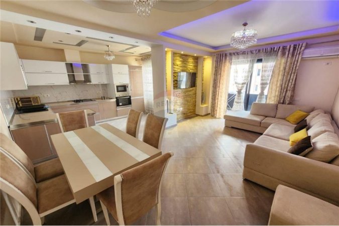 Tirane, shitet apartament 2+1+Aneks+Ballkon, Kati 4, 104 m² 119,000 € (Rruga 3 Deshmoret)