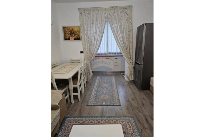 Tirane, shitet 2+1, , 58 m² 130,000 € (Rruga Muhamet Gjollesha)