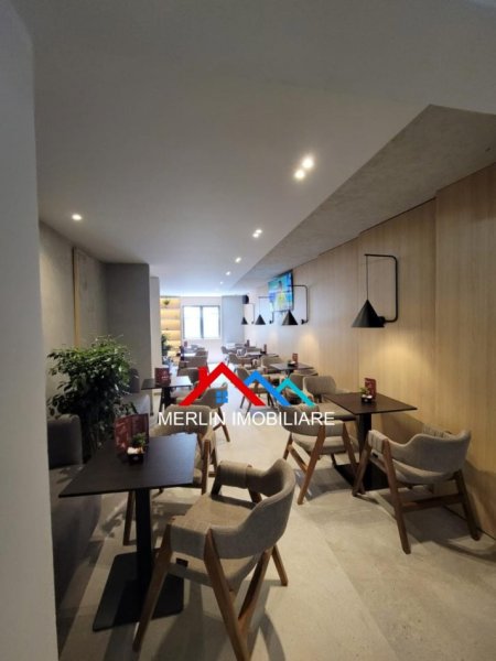 Tirane, shitet ambjent biznesi , , 150 m² 330,000 € (Ali Demi)