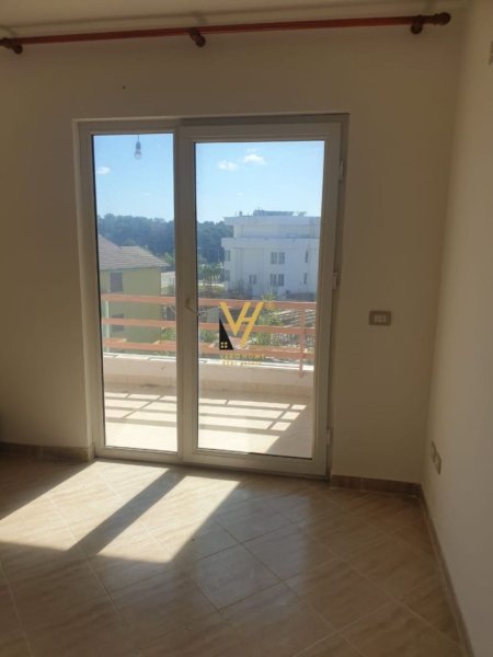 Mali Robit, shitet apartament 1+1+Ballkon, Kati 3, 60 m² 50,000 € (MALI I ROBIT)