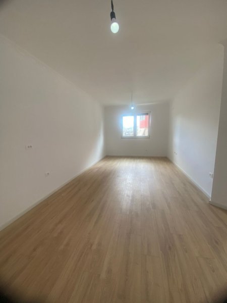 Tirane, shitet apartament 1+1+Ballkon, Kati 5, 70 m² 135,000 € (RRUGA E ELBASANIT)