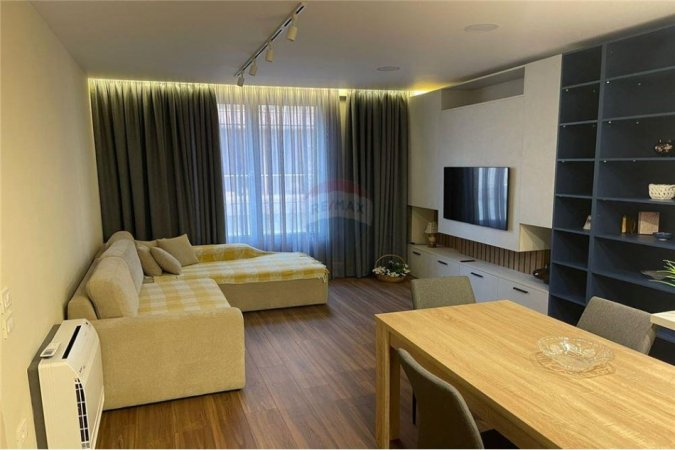 apartament , Kati 2, 108 m² 1,500 €