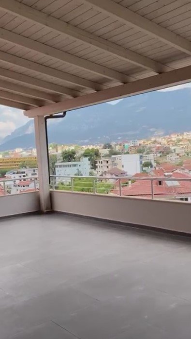Tirane, jepet me qera apartament 4+1+A+BLK Kati 4, 150 m² 600 Euro (rruga elbasanit)
