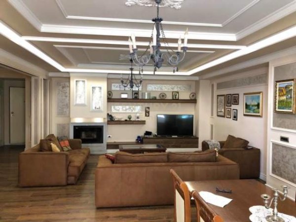 Durres, shes apartament duplex Kati 2, 300 m² 220.000 Euro (vila zogut)