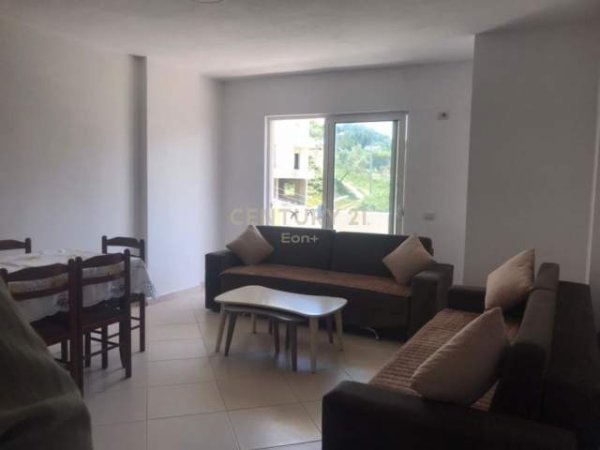 Durres, jepet me qera apartament Kati 5, 57 m² 140 Euro