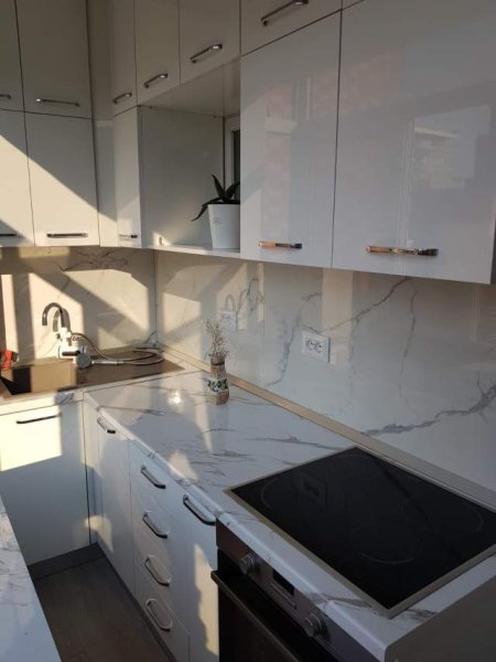 Tirane, jepet me qera apartament 2+1+BLK Kati 4, 85 m² 450 Euro (rr Kongresi i Lushnjes)