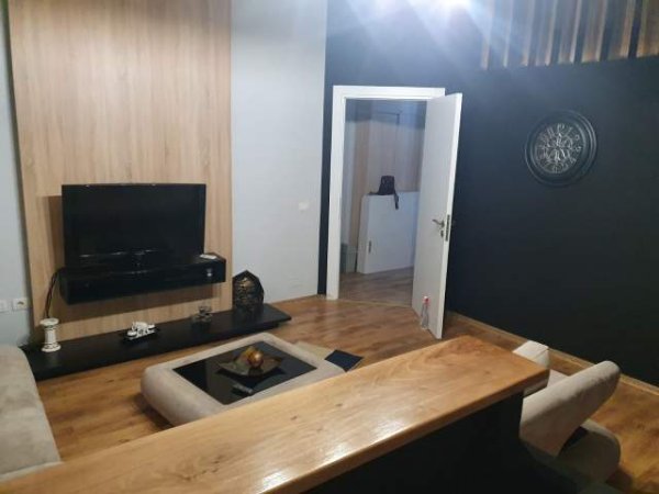 Tirane, shitet apartament 2+1+BLK Kati 2, 86 m² 98.900 Euro