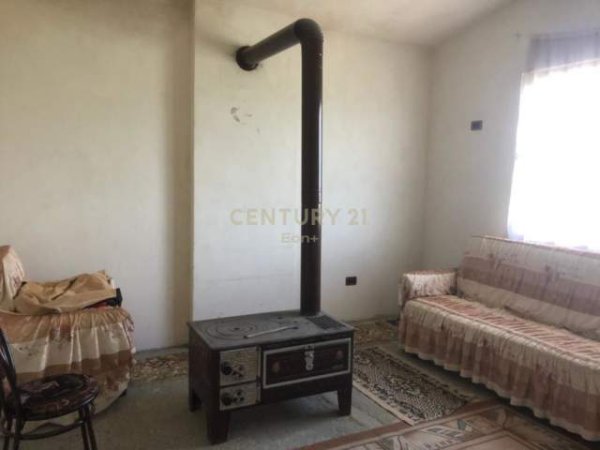 Durres, shes apartament Kati 2, 700 m² 65.000 Euro