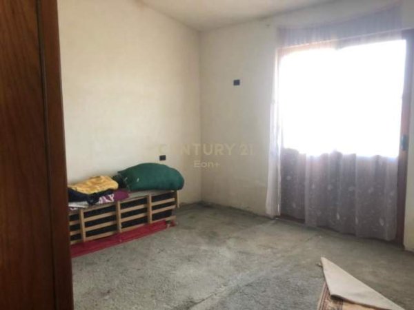Durres, shes apartament Kati 2, 700 m² 65.000 Euro
