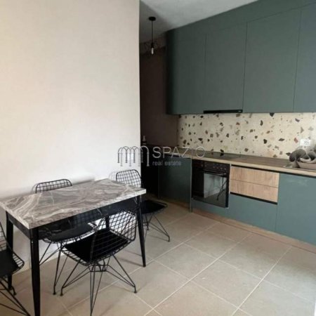 Tirane, jepet me qera apartament 1+1 Kati 5, 60 m² 400 Euro (Rruga Dritan Hoxha)
