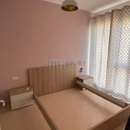 Tirane, jepet me qera apartament 1+1 Kati 5, 60 m² 400 Euro (Rruga Dritan Hoxha)