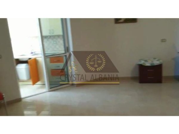 Tirane, jepet me qera apartament 2+1+BLK Kati 10, 84 m² 350 Euro (Don Bosko)