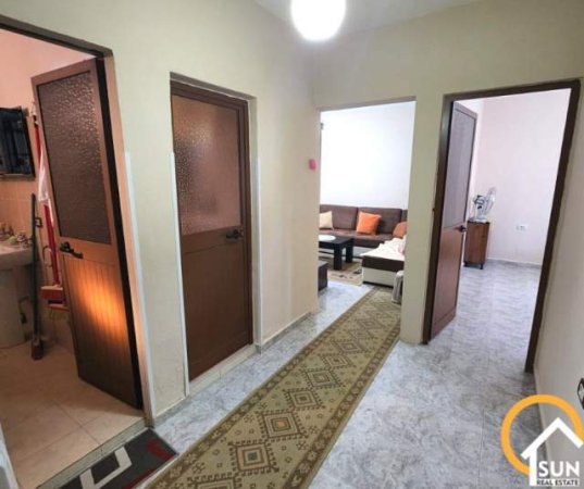 Shkoder, jepet me qera apartament 1+1 Kati 3, 65 m² 18.000 Leke (MBRAPA TEATER MIGJENI)