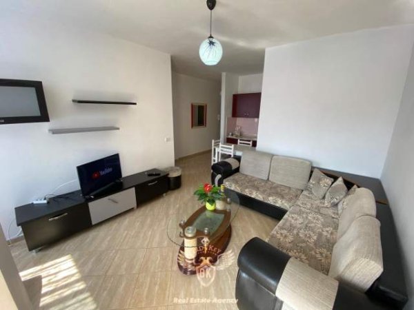 Durres, jap me qera apartament 1+1+BLK Kati 4, 69 m² 200 Euro (Shkolla Eftali Koci,Lagja 7)