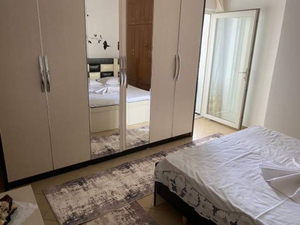 Tirane, jepet me qera apartament 1+1+BLK Kati 6, 70 m² 35.000 Leke (Rruga teodor keko)