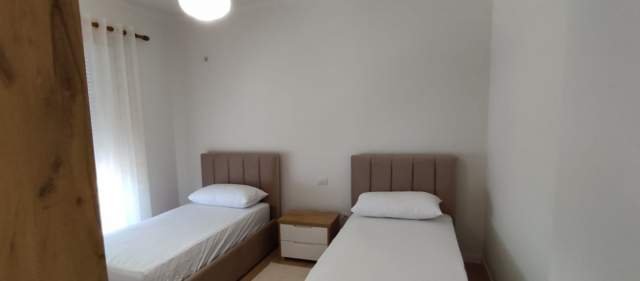 Tirane, jepet me qera apartament 2+1+BLK Kati 7, 86 m² 600 Euro (Qytet Studenti)