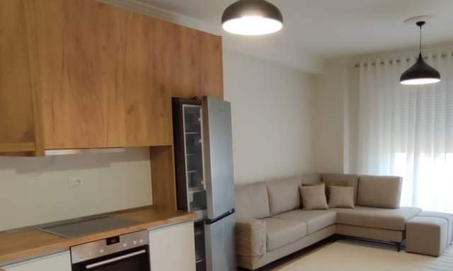 Tirane, jepet me qera apartament 2+1+BLK Kati 7, 86 m² 600 Euro (Qytet Studenti)