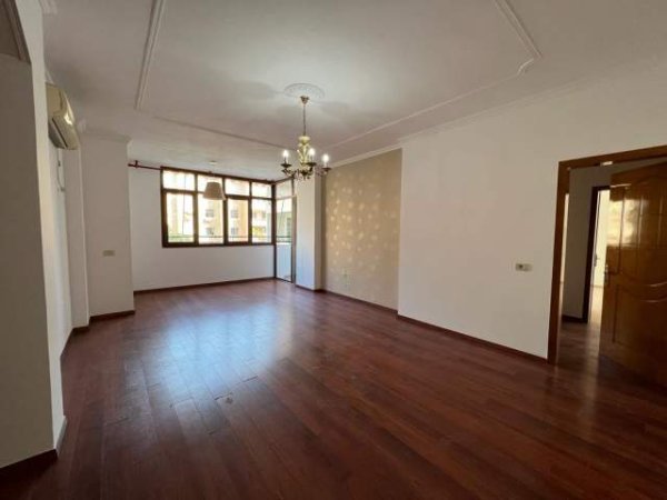 Tirane, shitet apartament 2+1 Kati 3, 125 m² 212.500 Euro (Qender)