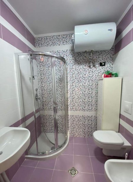 Tirane, jepet me qera apartament 2+1+BLK Kati 12, 98 m² 700 Euro (Rezidenca Delijorgji Park)