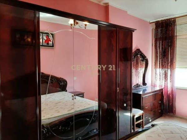 Durres, jepet me qera apartament 1+1+BLK Kati 7, 67 m² 250 Euro (plazh iliria)