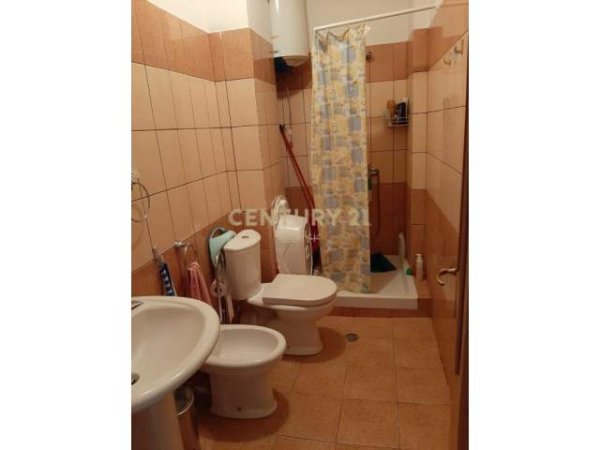 Durres, jepet me qera apartament 1+1+BLK Kati 7, 67 m² 250 Euro (plazh iliria)