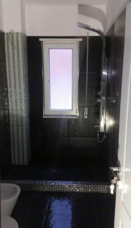 Tirane, jepet me qera apartament 3+1+BLK Kati 3, 111 m² 500 Euro (Liqeni Thate)