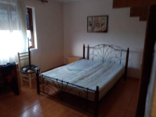 Tirane, jepet me qera apartament 1+1+BLK Kati 5, 60 m² 35.000 Leke (Rruga Imer Ndregjoni)