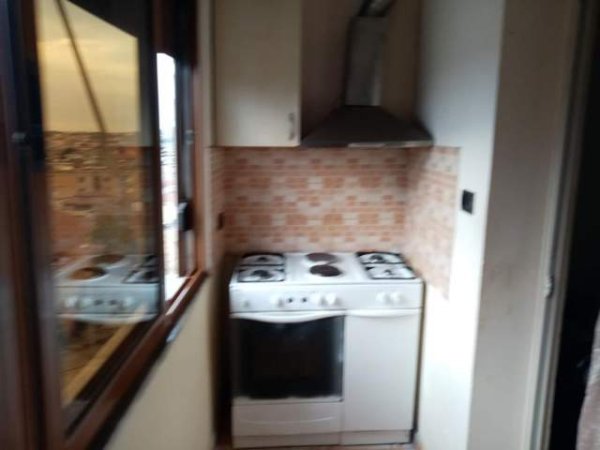 Tirane, jepet me qera apartament 1+1+BLK Kati 5, 60 m² 35.000 Leke (Rruga Imer Ndregjoni)